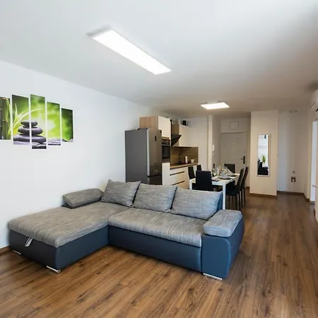 Abraapartman 아파트 *