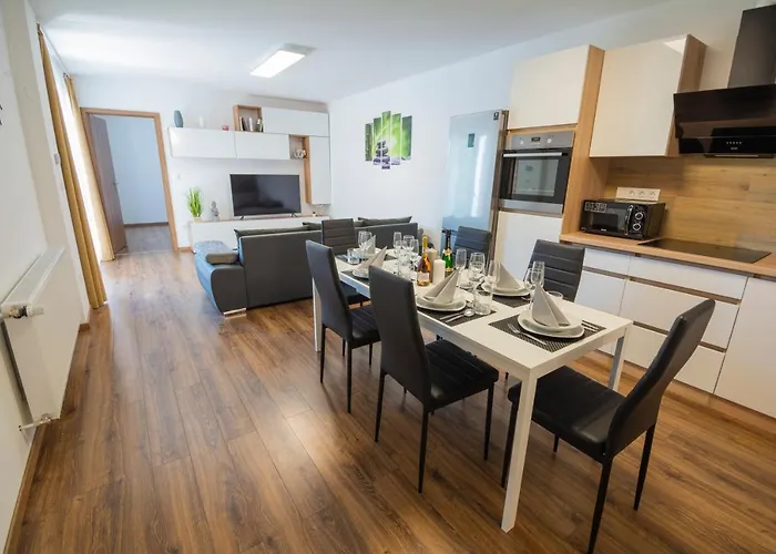 Abraapartman Appartement *